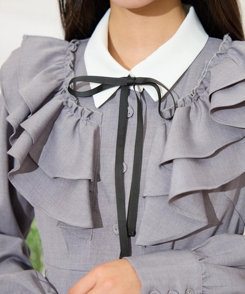 WILLSELECTION(ウィルセレクション)の「配色襟ダブルフリルシャツワンピース(ワンピース・レディース・グレー系その他/ライトグレー/ベージュ・FREE)」の10枚目の写真