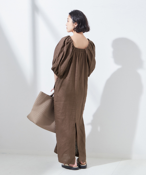 journal standard L'essage(ジャーナルスタンダードレサージュ)の「Linen ボリュームスリーブワンピース(ワンピース・レディース・ブラウン/ブラック・FREE)」の15枚目の写真