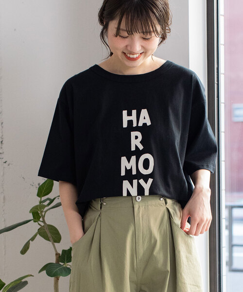 POU DOU DOU(プードゥドゥ)の「HARMONY ロゴプリントTシャツ(Tシャツ/カットソー・レディース・ブラック/ホワイト/オフホワイト・M)」の3枚目の写真