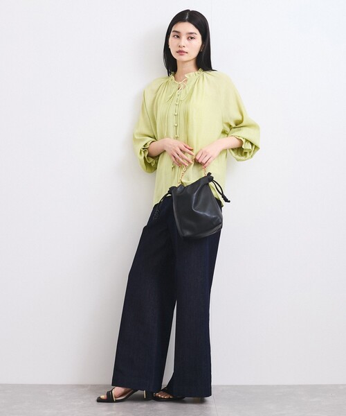 VIS(ビス)の「【洗える】ピンタックスタンドカラーフリルブラウス(シャツ/ブラウス・レディース・ライトグリーン/オフホワイト/チャコールグレー・FREE)」の4枚目の写真