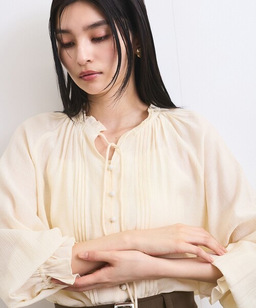 VIS(ビス)の「【洗える】ピンタックスタンドカラーフリルブラウス(シャツ/ブラウス・レディース・ライトグリーン/オフホワイト/チャコールグレー・FREE)」の15枚目の写真