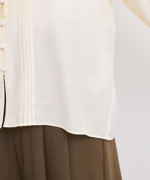 VIS(ビス)の「【洗える】ピンタックスタンドカラーフリルブラウス(シャツ/ブラウス・レディース・ライトグリーン/オフホワイト/チャコールグレー・FREE)」の21枚目の写真