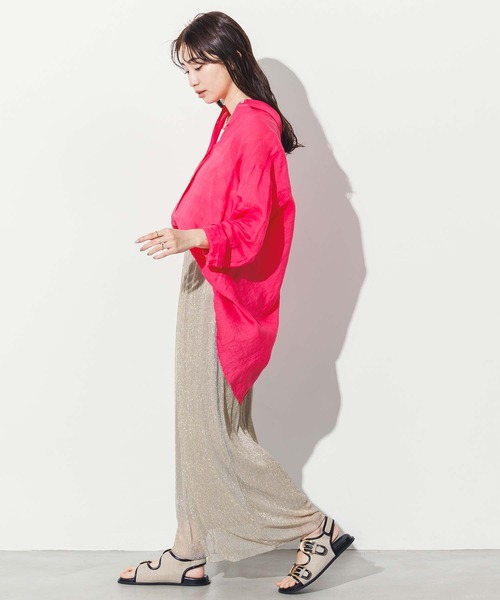 Gready Brilliant（グレディブリリアン）の「ＬＵラミー後スリットシャツ（シャツ/ブラウス・レディース・ベージュ/オフホワイト/ピンク/ライトグリーン・38）」の20枚目の写真