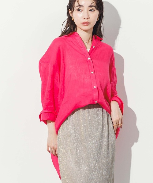 Gready Brilliant（グレディブリリアン）の「ＬＵラミー後スリットシャツ（シャツ/ブラウス・レディース・ベージュ/オフホワイト/ピンク/ライトグリーン・38）」の17枚目の写真