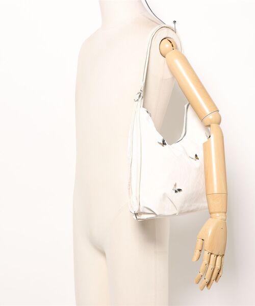 TONE SELECT GOODS（トーンセレクトグッズ）の「【urge select】バタフライモチーフ リュック/ショルダーバッグ【2way】（ショルダーバッグ・レディース・オフホワイト/ブルー/ブラック/ミント/ライトグレー・FREE）」の10枚目の写真