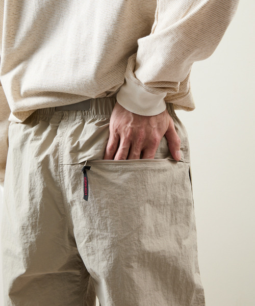 And A（アンドエー）の「Gramicci グラミチ / NYLON PACKABLE G-SHORT 水陸両用撥水ショーツ ショートパンツ / G4SM-P146（その他パンツ・メンズ・パープル/ネイビー/ダークベージュ/ダークブラウン/ライトベージュ/オリーブ/ブラック・SMALL/MEDIUM/LARGE/X-LARGE）」の12枚目の写真