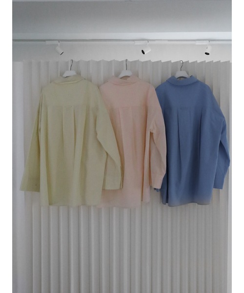 Katrin TOKYO(カトリーントーキョー)の「cut off big shirt(シャツ/ブラウス・レディース・ブルー/イエロー/ピンク・FREE/XS)」の4枚目の写真