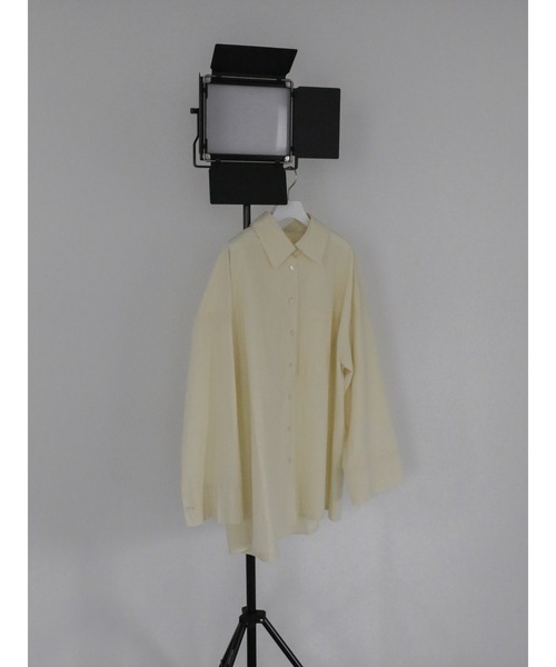 Katrin TOKYO(カトリーントーキョー)の「cut off big shirt(シャツ/ブラウス・レディース・ブルー/イエロー/ピンク・FREE/XS)」の19枚目の写真