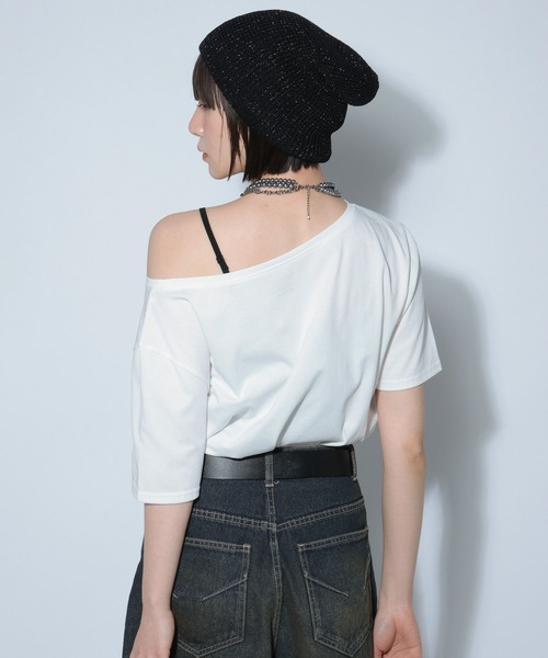 PAGEBOY（ページボーイ）の「【2サイズ展開】ルーズネック2WAYオフショル（Tシャツ/カットソー・レディース・ブラック/チャコールグレー/ホワイト/ブルー系その他/ピンク系その他/サックスブルー・FREE/LARGE）」の14枚目の写真