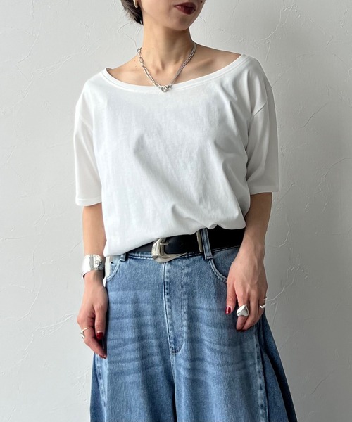 PAGEBOY（ページボーイ）の「【2サイズ展開】ルーズネック2WAYオフショル（Tシャツ/カットソー・レディース・ブラック/チャコールグレー/ホワイト/ブルー系その他/ピンク系その他/サックスブルー・FREE/LARGE）」の16枚目の写真