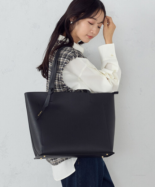 COMME CA ISM(コムサイズム)の「PC/タブレット対応 多機能トートバッグ(トートバッグ・レディース・ブラック/ベージュ・FREE)」の7枚目の写真