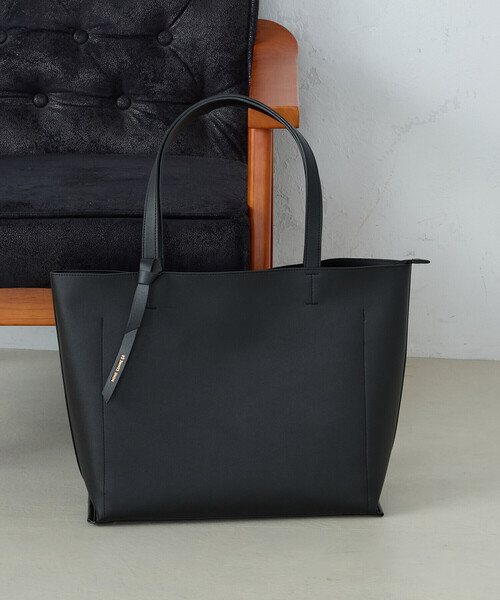 COMME CA ISM(コムサイズム)の「PC/タブレット対応 多機能トートバッグ(トートバッグ・レディース・ブラック/ベージュ・FREE)」の9枚目の写真