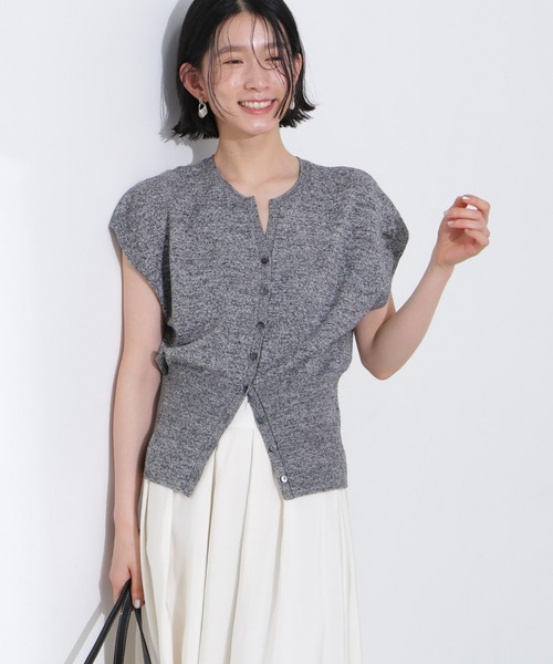 N.（N. Natural Beauty Basic）（エヌエヌナチュラルビューティーベーシック）の「キーネックニットジレ（ベスト・レディース・ブラックミックス/オフホワイト/ブルー・MEDIUM）」の2枚目の写真