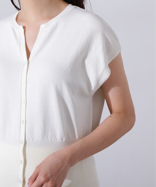 N.（N. Natural Beauty Basic）（エヌエヌナチュラルビューティーベーシック）の「キーネックニットジレ（ベスト・レディース・ブラックミックス/オフホワイト/ブルー・MEDIUM）」の12枚目の写真