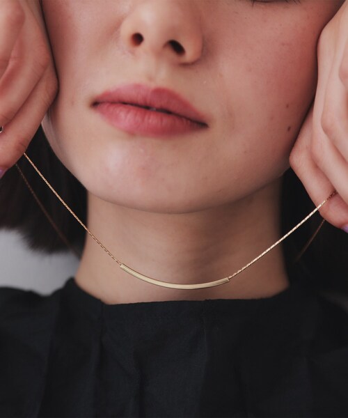 OPAQUE.CLIP（オペークドットクリップ）の「メタルバースライドネックレス（ネックレス・レディース・ゴールド/シルバー・00）」の3枚目の写真