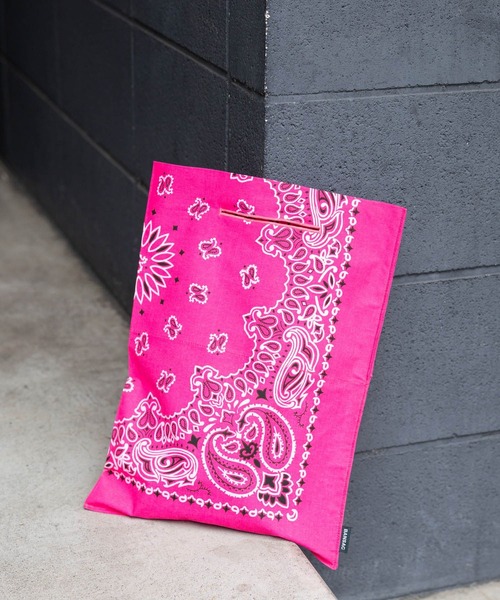 RAGEBLUE（レイジブルー）の「【BANSAC/バンサック】バンダナBAG（ショルダーバッグ・レディース・オレンジ系その他7/グリーン系その他/その他22/イエロー系その他/ピンク系その他/オフホワイト/マスタード/レッド・FREE）」の7枚目の写真