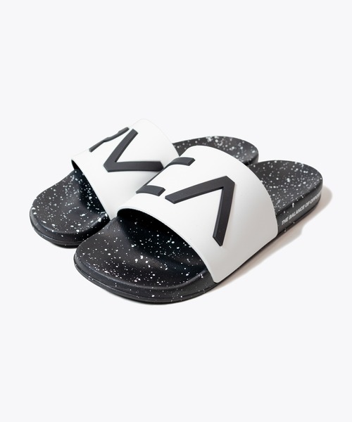 JACKROSE（ジャックローズ）の「RVCA SHOWER SLIDE（サンダル・メンズ・ブラック/ホワイト/ブラック系2/ホワイト系2・M/L/XL）」の4枚目の写真