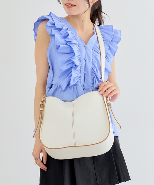 MIAN (ミアン)の「【MIAN】CHIVE ラウンドショルダーバッグ / 2241-233-1(ショルダーバッグ・レディース・ブラック/グレイッシュベージュ/アイボリー・FREE)」の10枚目の写真