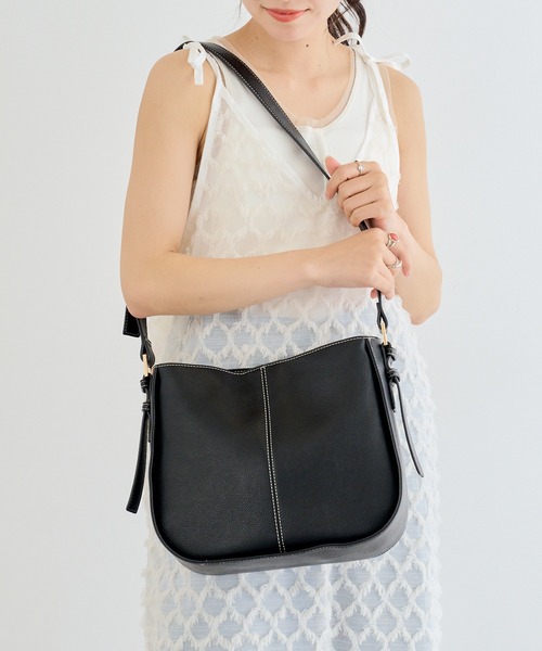 MIAN (ミアン)の「【MIAN】CHIVE ラウンドショルダーバッグ / 2241-233-1(ショルダーバッグ・レディース・ブラック/グレイッシュベージュ/アイボリー・FREE)」の17枚目の写真