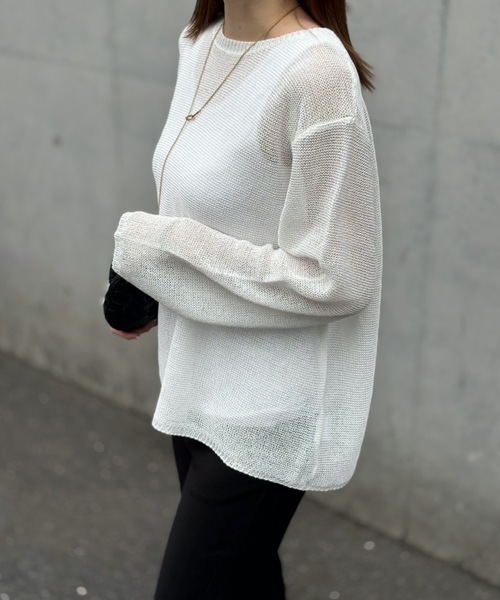 Emma Taylor（エマテイラー）の「ペーパーヤーンルーズプルオーバー（ニット/セーター・レディース・ホワイト/ブラック・FREE）」の3枚目の写真