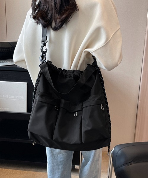 Miniministore(ミニミニストア)の「ドローストリングショルダーバッグ 大容量(ショルダーバッグ・レディース・ブラック・FREE)」の20枚目の写真