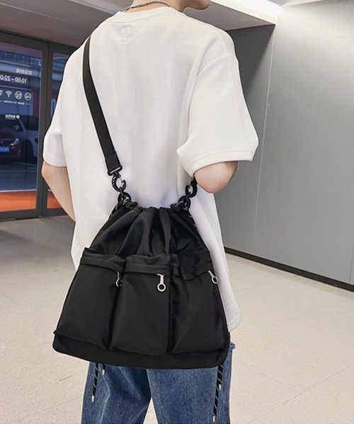 Miniministore(ミニミニストア)の「ドローストリングショルダーバッグ 大容量(ショルダーバッグ・レディース・ブラック・FREE)」の11枚目の写真