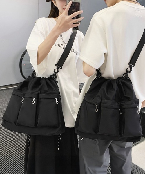 Miniministore(ミニミニストア)の「ドローストリングショルダーバッグ 大容量(ショルダーバッグ・レディース・ブラック・FREE)」の9枚目の写真