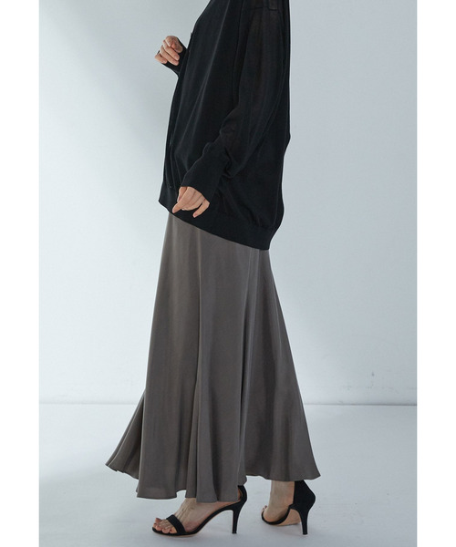 1er Arrondissement(プルミエアロンディスモン)の「キュプラフィブリルマーメイドスカート(スカート・レディース・ブラウン系その他5/ブラウン系その他4/ベージュ系その他・36/38)」の1枚目の写真