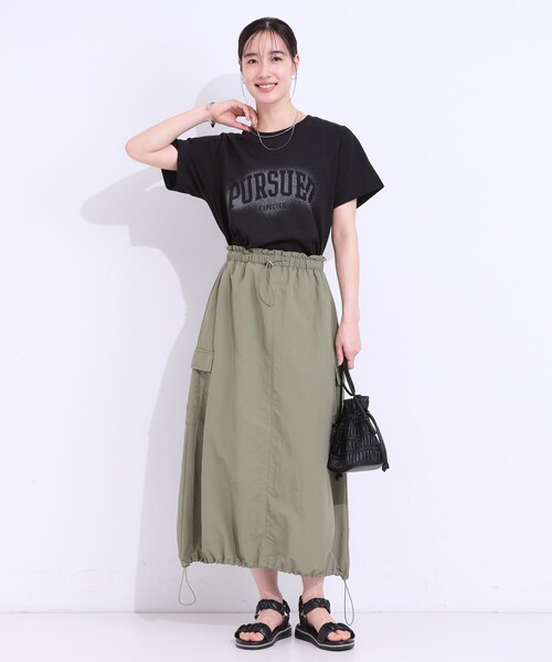 Cutie Blonde(キューティーブロンド)の「【洗える/S-LL】選べる3柄 ベーシックプリントTシャツ(Tシャツ/カットソー・レディース・ブラック系2/グリーン系その他4/ホワイト系1/ホワイト系2/ピンク系/チャコール・01/03/02/04)」の14枚目の写真