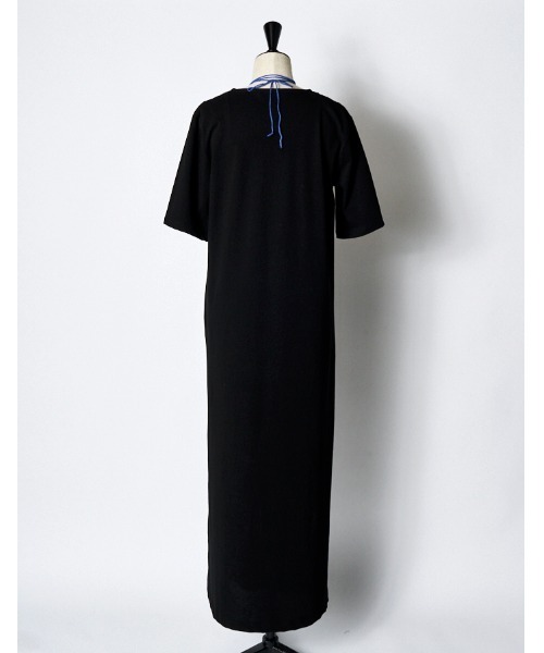 RUMCHE(ラムシェ)の「Knit Docking Cutsew Dress / ニットドッキングカットソードレス(ワンピース・レディース・ブラック/チャコールグレー・FREE)」の9枚目の写真