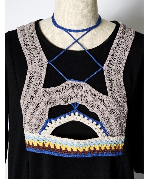 RUMCHE(ラムシェ)の「Knit Docking Cutsew Dress / ニットドッキングカットソードレス(ワンピース・レディース・ブラック/チャコールグレー・FREE)」の3枚目の写真
