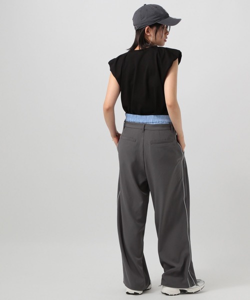 BAYFLOW（ベイフロー）の「[シワになりにくい]Wウエストワイドパンツ（その他パンツ・レディース・グレー/ベージュ/ネイビー・SMALL/MEDIUM）」の6枚目の写真