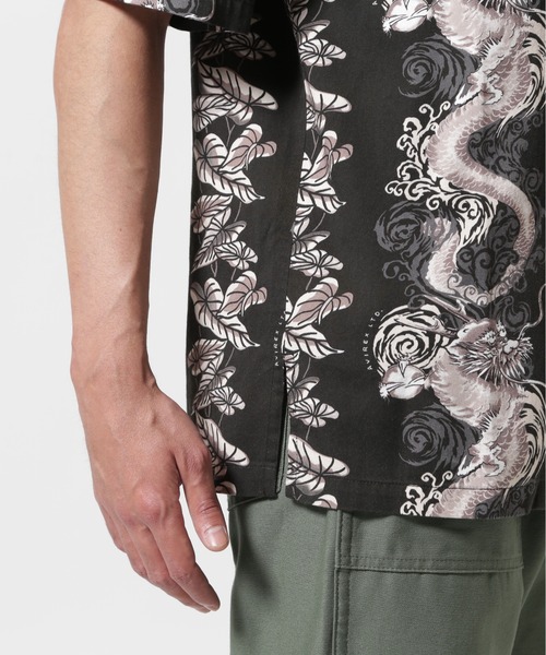 AVIREX（アヴィレックス）の「《WEB&DEPOT限定》ALOHA SHIRT DRAGON RISE / アロハシャツ ドラゴンライズ / AVIREX / アヴィレックス（シャツ/ブラウス・メンズ・ナチュラル/ブルー/ブラック・MEDIUM/LARGE/X-LARGE/XX-LARGE）」の10枚目の写真