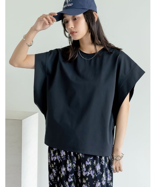 Re:EDIT（リエディ）の「[二の腕カバー]鹿の子フレンチスリーブトップス（Tシャツ/カットソー・レディース・ブラック/オフホワイト/チャコールグレー・LARGE/MEDIUM）」の3枚目の写真