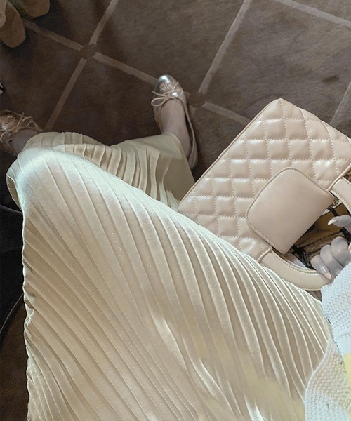 aimoha（アイモハ）の「シルク調　プリーツミディロングスカート　フォーマルにも（スカート・レディース・ベージュ/ブルー/ホワイト・FREE）」の11枚目の写真