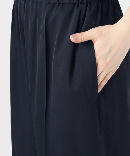 Deuxieme Classe(ドゥーズィエムクラス)の「*追加 SILK SATIN イージーパンツ(その他パンツ・レディース・ネイビー/ブラウン・34/36/38)」の8枚目の写真