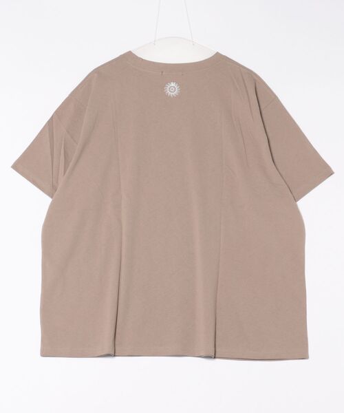 チャイハネ(チャイハネ)の「【チャイハネ】マッチ香プリントTシャツXL(Tシャツ/カットソー・メンズ・ブラック/グリーン/ライトベージュ/ネイビー/オレンジ/レッド/ホワイト・XL)」の17枚目の写真