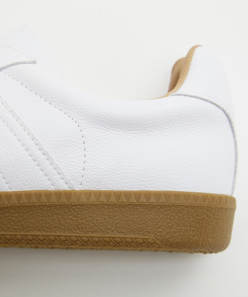 MEN'S MELROSE(メンズメルローズ)の「42500 GERMAN TRAINER / ジャーマントレーナー | レザースニーカー(スニーカー・メンズ・ホワイト/ブラック・40/42/41)」の5枚目の写真