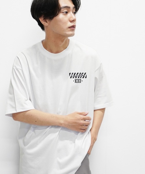 En serio TOKYO（エンソリオトーキョー）の「グラフィックプリントTシャツ（Tシャツ/カットソー・メンズ・ホワイト系その他2/ブラック系その他/ブラック系その他2/ホワイト系その他・MEDIUM/LARGE）」の17枚目の写真