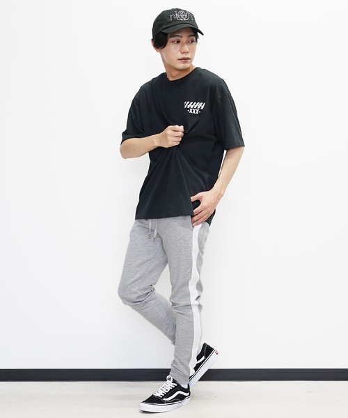 En serio TOKYO（エンソリオトーキョー）の「グラフィックプリントTシャツ（Tシャツ/カットソー・メンズ・ホワイト系その他2/ブラック系その他/ブラック系その他2/ホワイト系その他・MEDIUM/LARGE）」の14枚目の写真