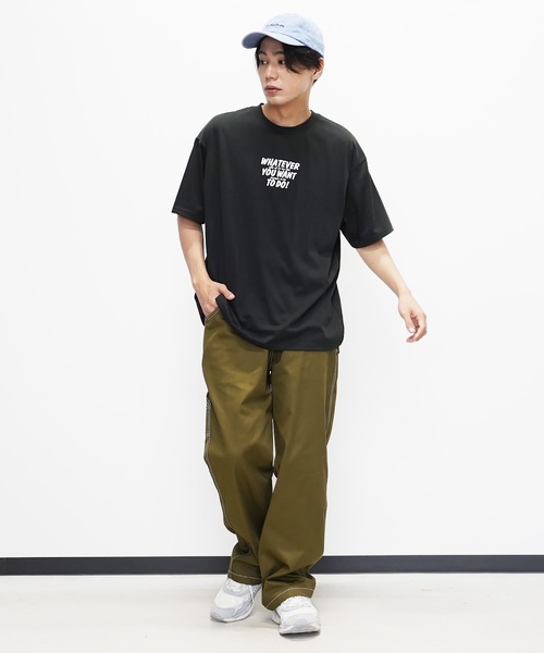 En serio TOKYO（エンソリオトーキョー）の「グラフィックプリントTシャツ（Tシャツ/カットソー・メンズ・ホワイト系その他2/ブラック系その他/ブラック系その他2/ホワイト系その他・MEDIUM/LARGE）」の5枚目の写真