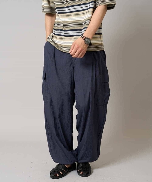 a.v.v(アーヴェヴェ)の「【軽量】ワイドシルエットイージーカーゴパンツ(その他パンツ・メンズ・ブラック/ネイビー・46/48)」の18枚目の写真