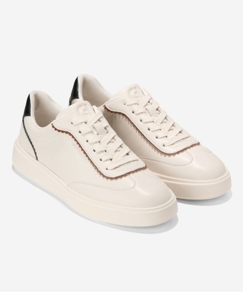 COLE HAAN(コールハーン)の「グランド クロスコート アロウ スニーカー womens(スニーカー・レディース・ホワイト・7.5/7/6.5/6/8/5.5)」の2枚目の写真