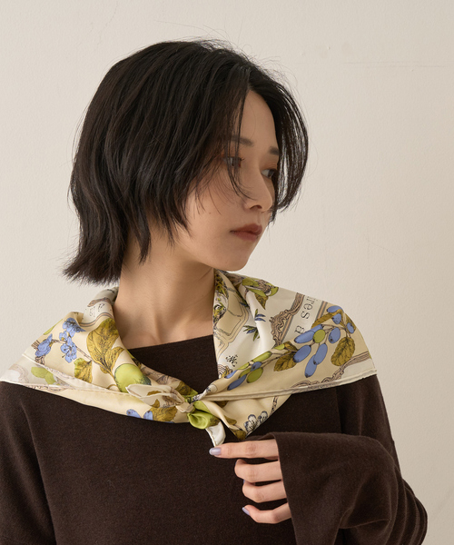 manipuri（マニプリ）の「【manipuri/マニプリ】アンティークレシピ スカーフ 65×65（バンダナ/スカーフ・レディース・グリーン/ブルー・フリー）」の21枚目の写真