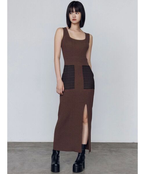 EMODA（エモダ）の「ラウンドサイドゴアブーツ（ブーツ・レディース・ブラウン/ブラック・LARGE/MEDIUM/SMALL）」の14枚目の写真