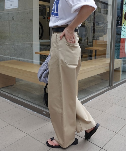 CORNERS（コーナーズ）の「ワイドエッグチノパンツ（チノパンツ・レディース・ライトベージュ/ブラック/ネイビー/チャコールグレー・マルチサイズ）」の8枚目の写真