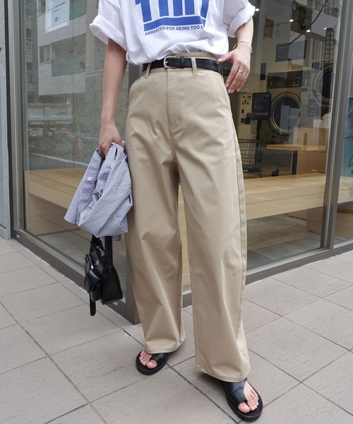 CORNERS（コーナーズ）の「ワイドエッグチノパンツ（チノパンツ・レディース・ライトベージュ/ブラック/ネイビー/チャコールグレー・マルチサイズ）」の10枚目の写真