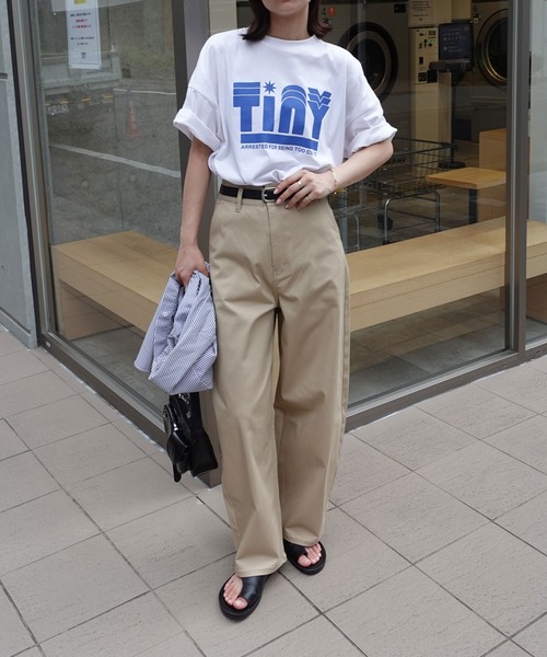 CORNERS（コーナーズ）の「ワイドエッグチノパンツ（チノパンツ・レディース・ライトベージュ/ブラック/ネイビー/チャコールグレー・マルチサイズ）」の11枚目の写真