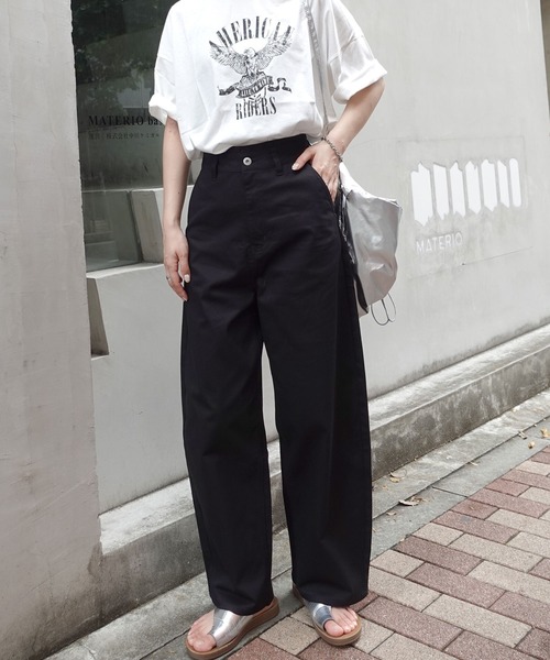 CORNERS（コーナーズ）の「ワイドエッグチノパンツ（チノパンツ・レディース・ライトベージュ/ブラック/ネイビー/チャコールグレー・マルチサイズ）」の16枚目の写真