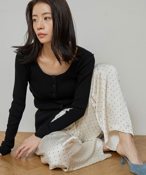 フロントボタンリブニット
